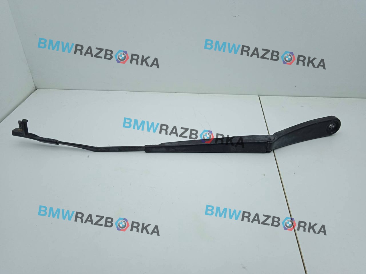 щеткодержатель (поводок стеклоочистителя, дворник) BMW X3 F25 2012, 3.0 л., i, N55 B30 A, бензин, АКПП, черный, внедорожник 5 дв., полный привод, 7213272
