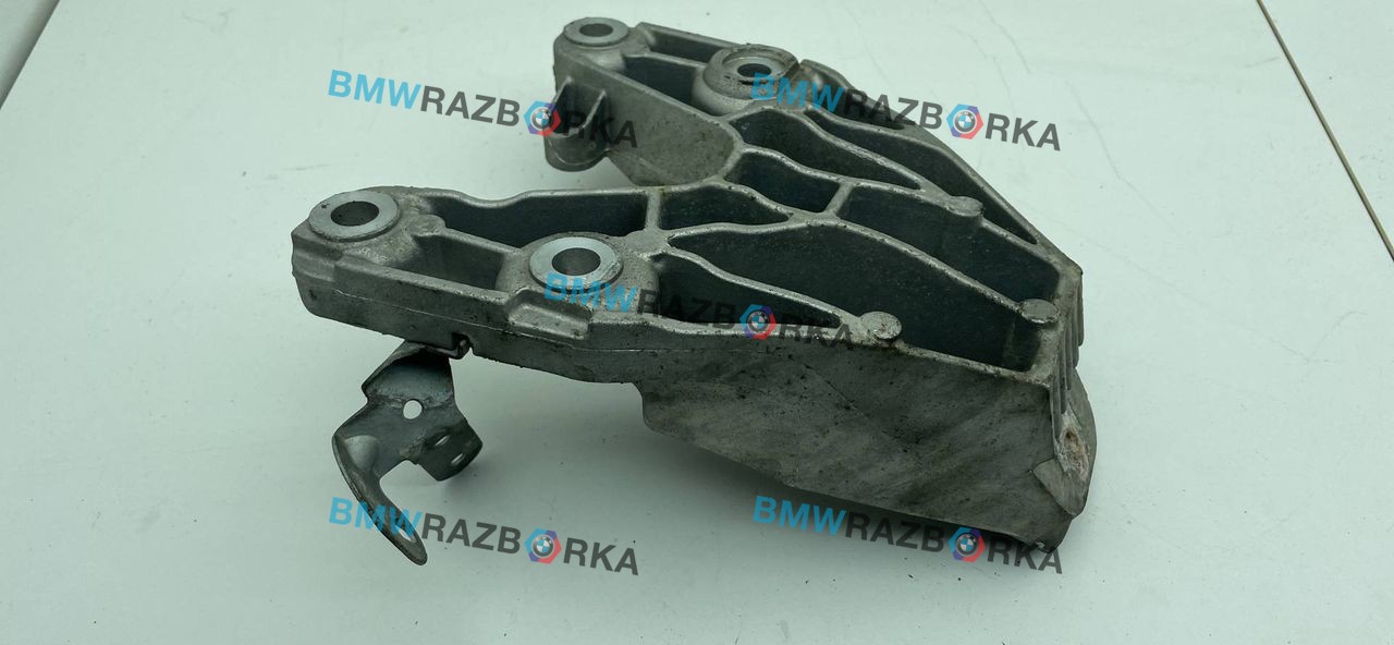 кронштейн двигателя BMW X3 F25 2012, 3.0 л., i, N55 B30 A, бензин, АКПП, черный, внедорожник 5 дв., полный привод, 6784827