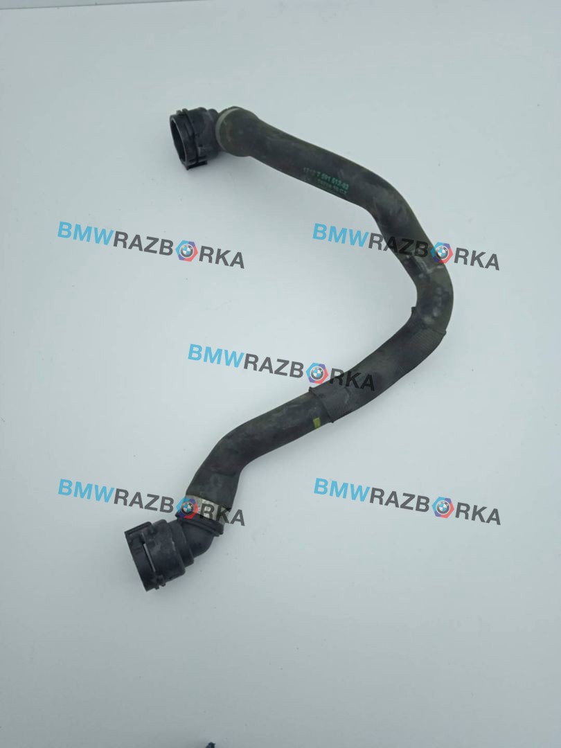 патрубок радиатора BMW 7 серия F01/F02 [рестайлинг] F02 2014, 4.4 л., N63 B44 B, бензин, АКПП, седан, задний привод, 7591512