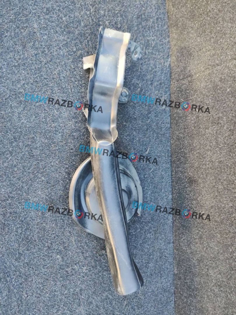 уплотнитель подкапотного пространства BMW 3 серия F30/F31 [рестайлинг] F30 2016, 3.0 л., B58 B30 A, бензин, АКПП, седан, задний привод, 7255804