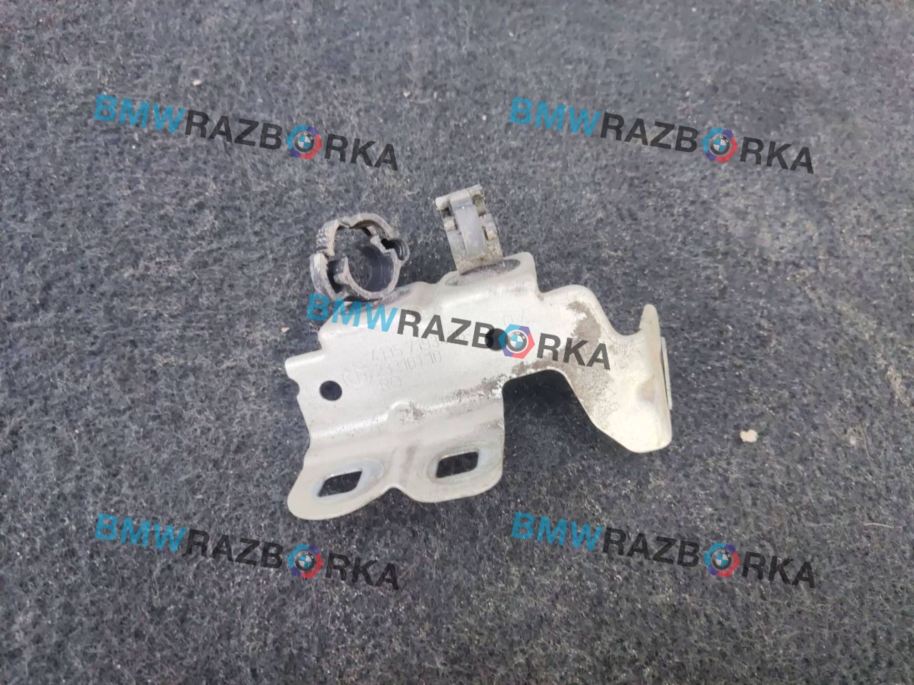 крепление крыла переднего правого BMW 5 серия F07/F10/F11 2010, 4.4 л., N63 B44 A, бензин, АКПП, хетчбэк 5 дв., 7193426