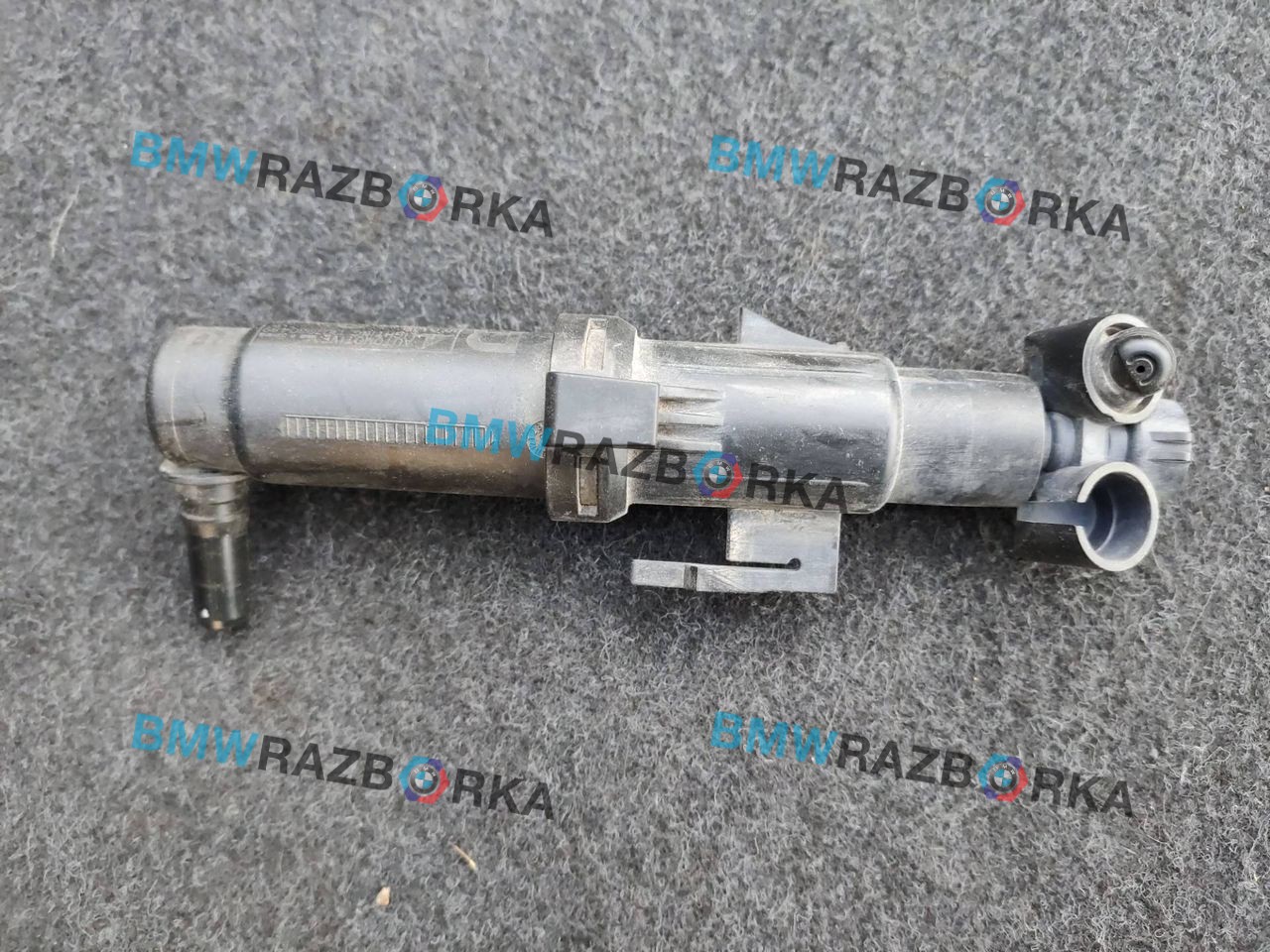 форсунка омывателя фары правая BMW 5 серия F07/F10/F11 2010, 4.4 л., N63 B44 A, бензин, АКПП, хетчбэк 5 дв., 7149886