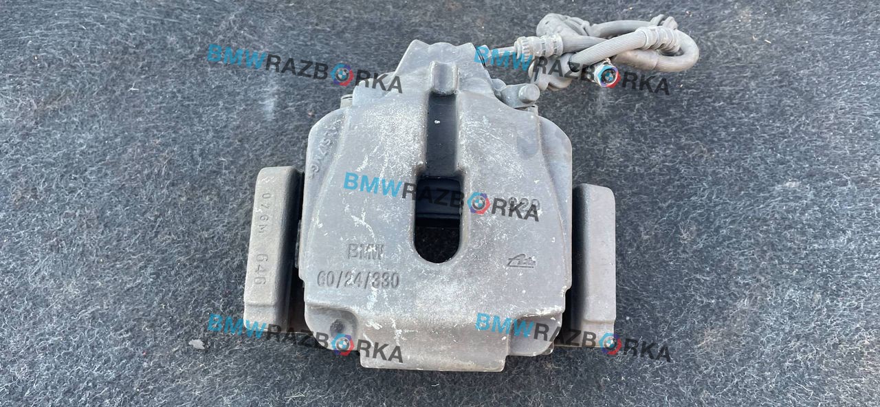 суппорт передний левый BMW 5 серия F07/F10/F11 F10 2011, 3.0 л., N52 B30, бензин, АКПП, седан