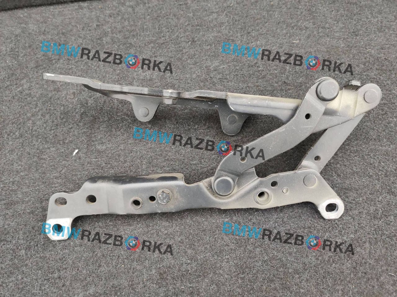 петля капота левая BMW 5 серия F07/F10/F11 F10 2011, 3.5 л., бензин, АКПП, седан