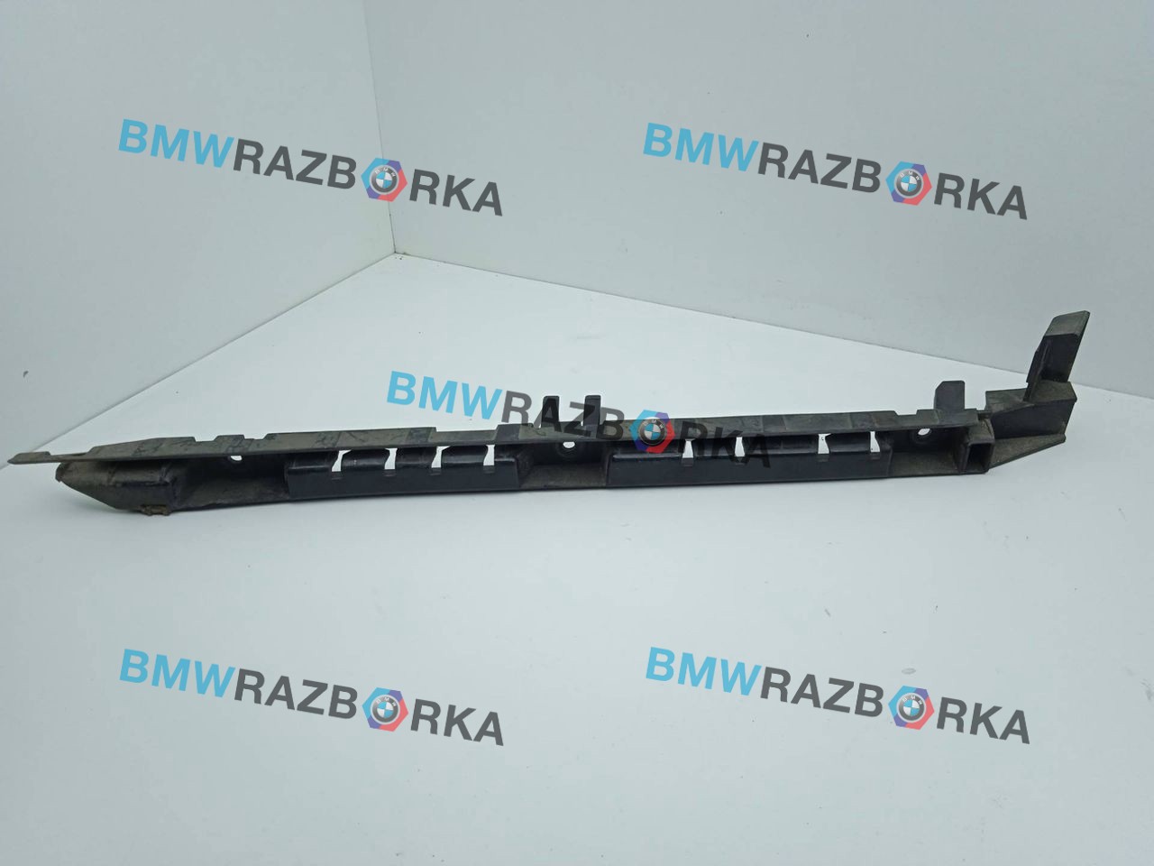 Крепление бампера заднего BMW 7 серия E65/E66/E67 2003, 7135607