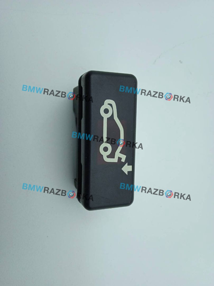 кнопка открытия багажника BMW X6 E71/E72 2009, 3.0 л., бензин, АКПП, внедорожник 5 дв., 8375580