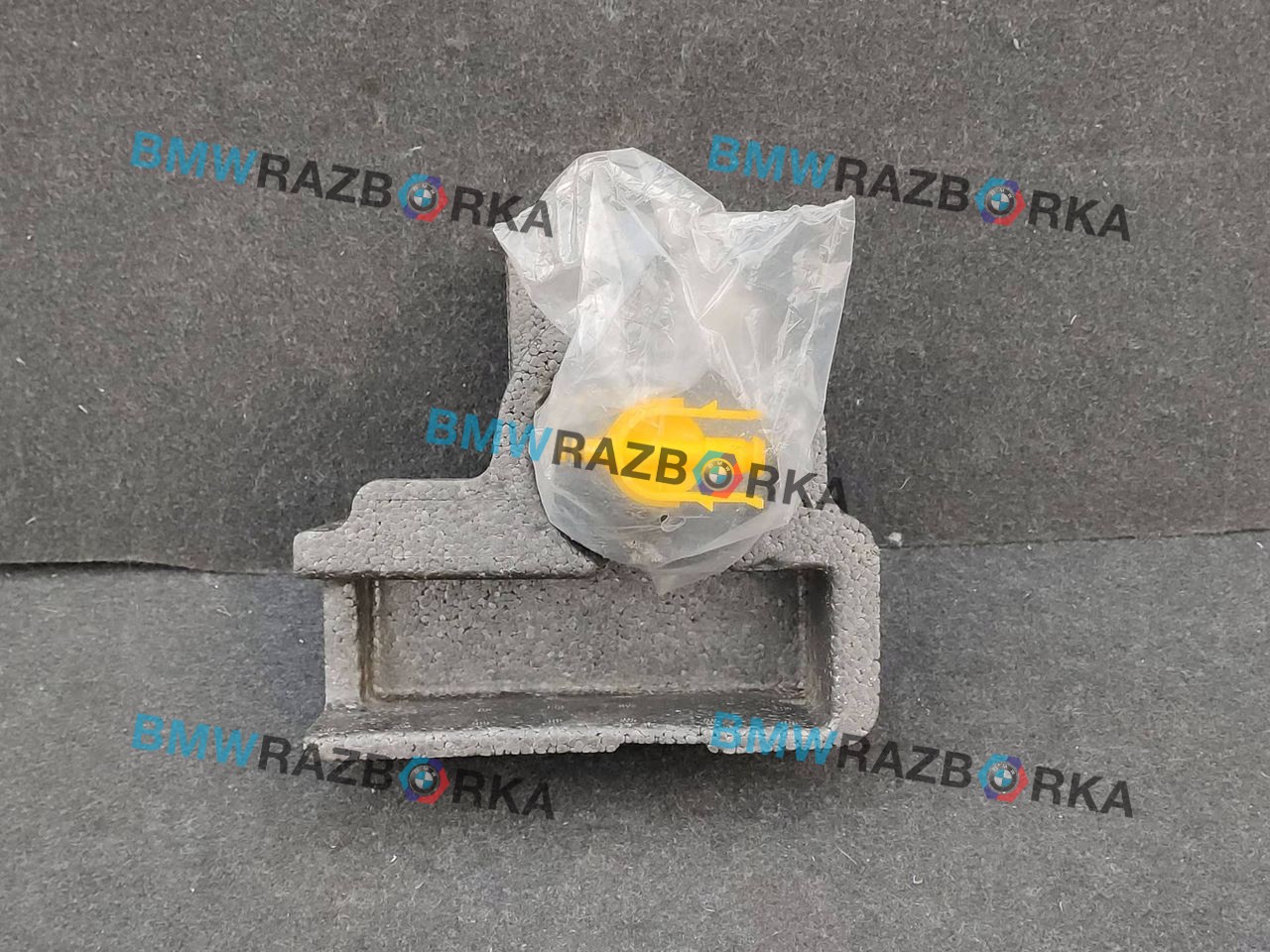 пенопласт багажного отделения BMW 2 серия F22/F23 F22 2015, 1.5 л., B38 B15 A, бензин, МКПП, купе, 6794839, 71106850379