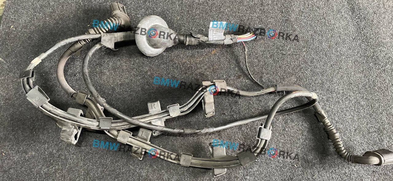 электроручник BMW 5 серия F07/F10/F11 F10 2011, 3.0 л., N52 B30, бензин, АКПП, седан, 9218467