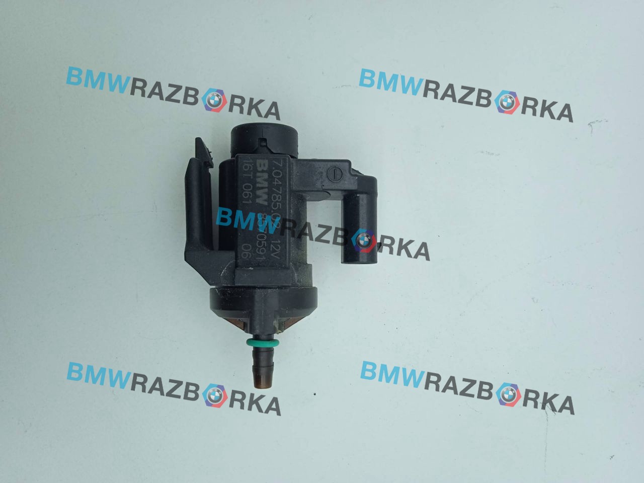 электромагнитный клапан BMW 4 серия F32/F33 F36 2016, 2.0 л., D, B47 D20 A, дизель, АКПП, черный, хетчбэк 5 дв., полный привод, правый руль, 8570591
