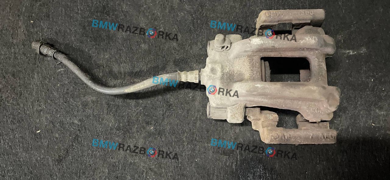 суппорт задний левый BMW 3 серия F30/F31/F34 F30 2012, 2.0 л., D, N47 D20 C, дизель, МКПП, 300, седан, задний привод, правый руль