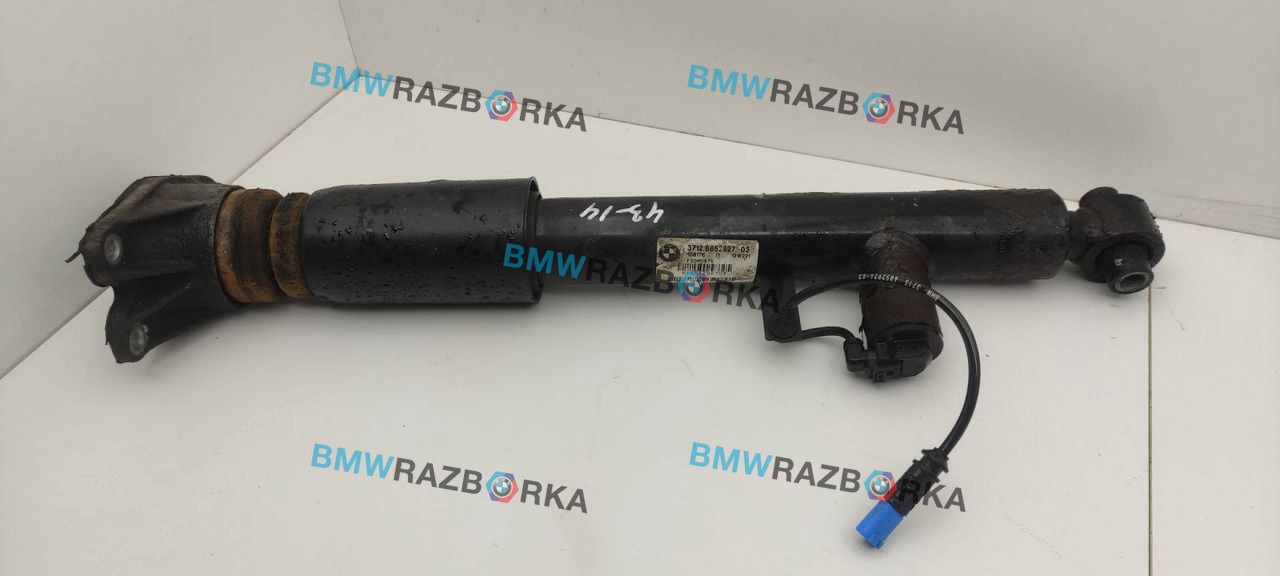 амортизатор задний правый BMW 3 серия F30/F31/F34 F30 2012, 3.5 л., i, бензин, АКПП, седан, задний привод, 37126852927