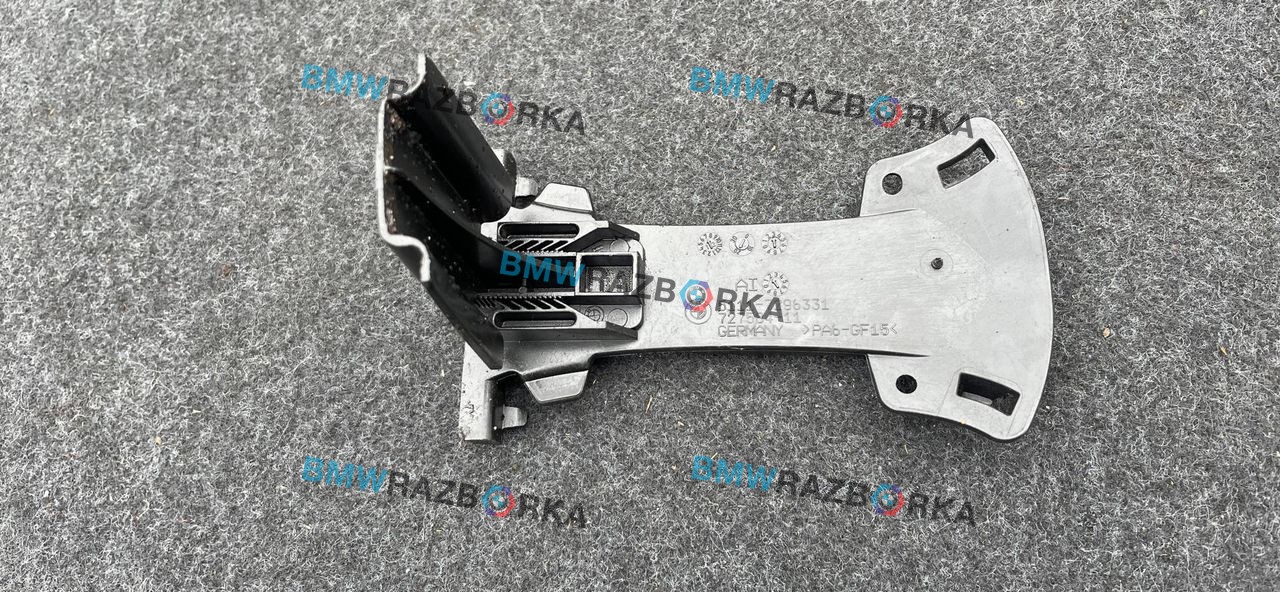 Крепление бампера заднего BMW 3 серия F30/F31/F34 F30 2012, 3.5 л., i, бензин, АКПП, седан, задний привод, 7296331