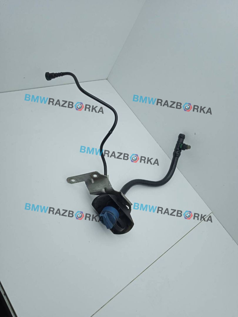 бак AdBlue (мочевины) BMW X5 F15 2014, 4.0 л., дизель, АКПП, черный, внедорожник 5 дв.