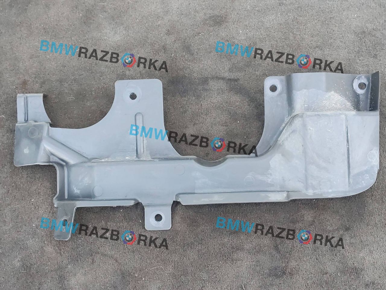 кожух (защита) рулевого механизма BMW X5 F15 2014, 4.0 л., дизель, АКПП, черный, внедорожник 5 дв., 51757160238