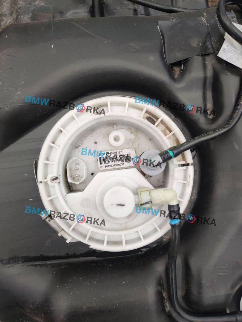 колба в бак BMW X6 F16 2019, 3.5 л., бензин, АКПП, внедорожник 5 дв., 7366123