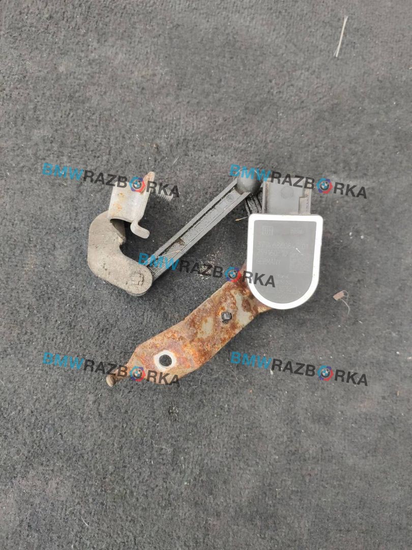 датчик дорожного просвета задний BMW 3 серия F30/F31/F34 F31 2014, 2.0 л., N47 D20 C, дизель, МКПП, синий, универсал, полный привод, правый руль, 6860843