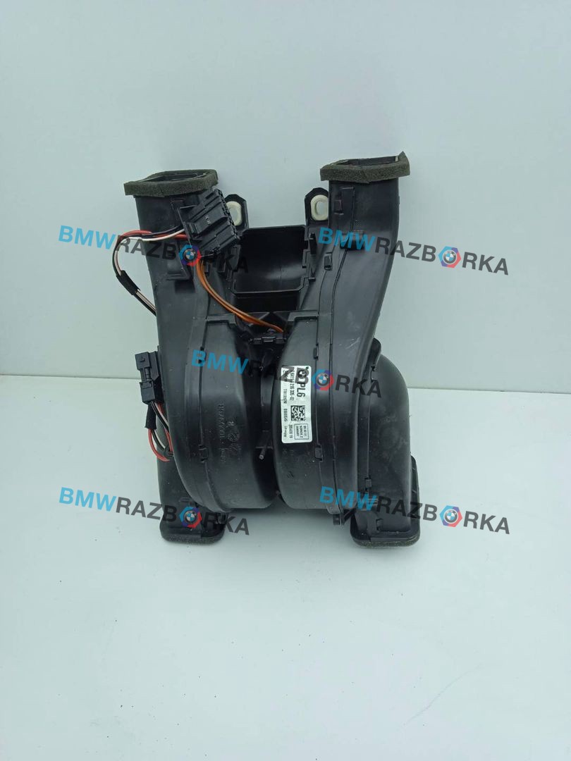 моторчик печки BMW 7 серия F01/F02 2011, 3.0 л., дизель, АКПП, седан, правый руль, 9216335