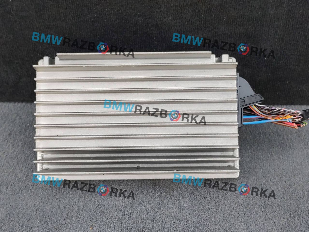 усилитель музыкальный BMW 7 серия F01/F02 2011, 3.0 л., дизель, АКПП, седан, правый руль, 9233728