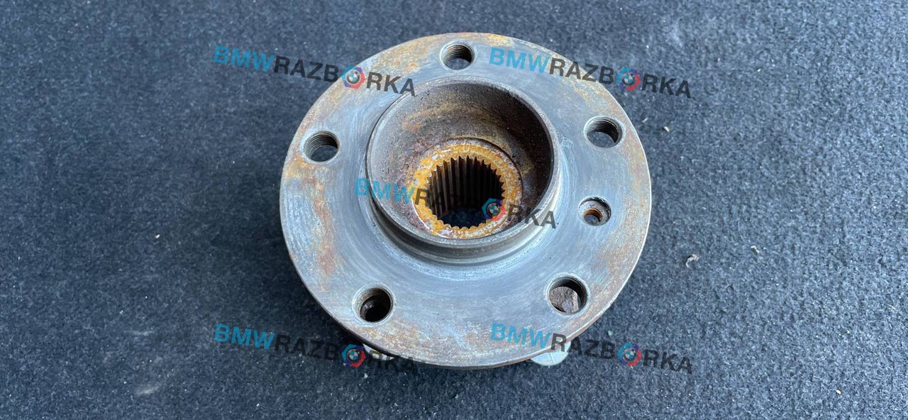 ступица задняя левая BMW 7 серия F01/F02 2011, 3.0 л., дизель, АКПП, седан, правый руль