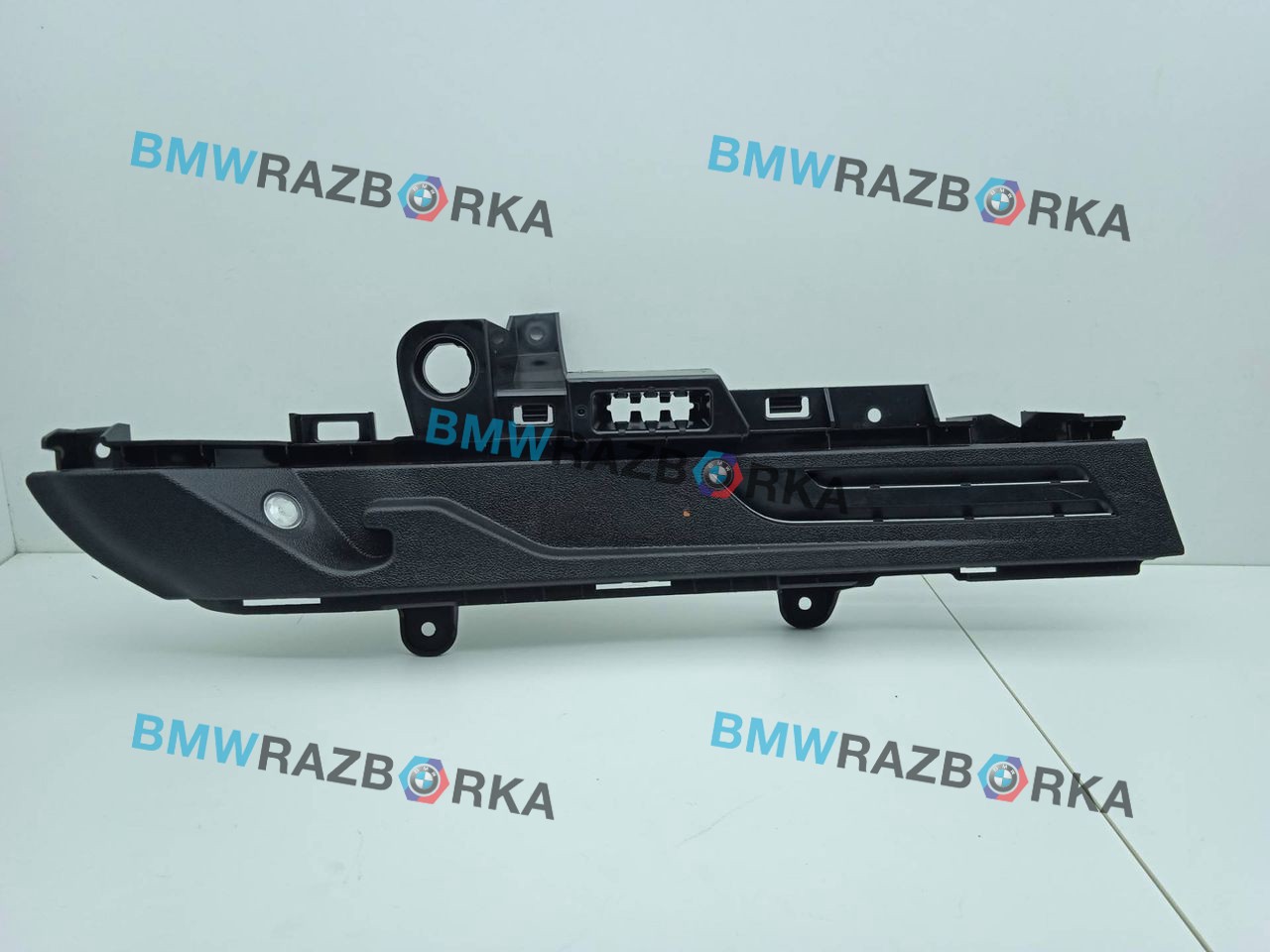 направляющая шторки багажника (салазки) BMW X3 G01 2018, 2.0 л., D, дизель, АКПП, внедорожник 5 дв., полный привод, 7396604