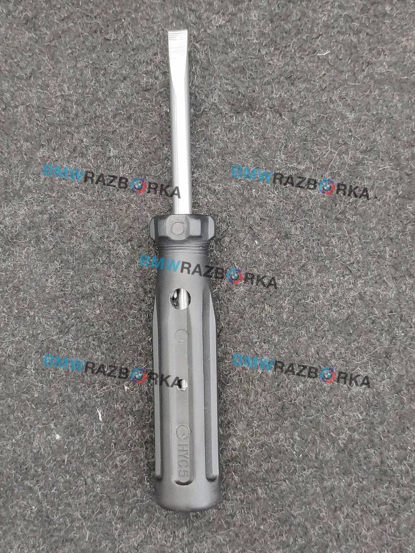 ящик под инструменты BMW 6 серия F12/F13 [рестайлинг] F06 2016, 4.0 л., дизель, АКПП, красный, седан, задний привод, правый руль