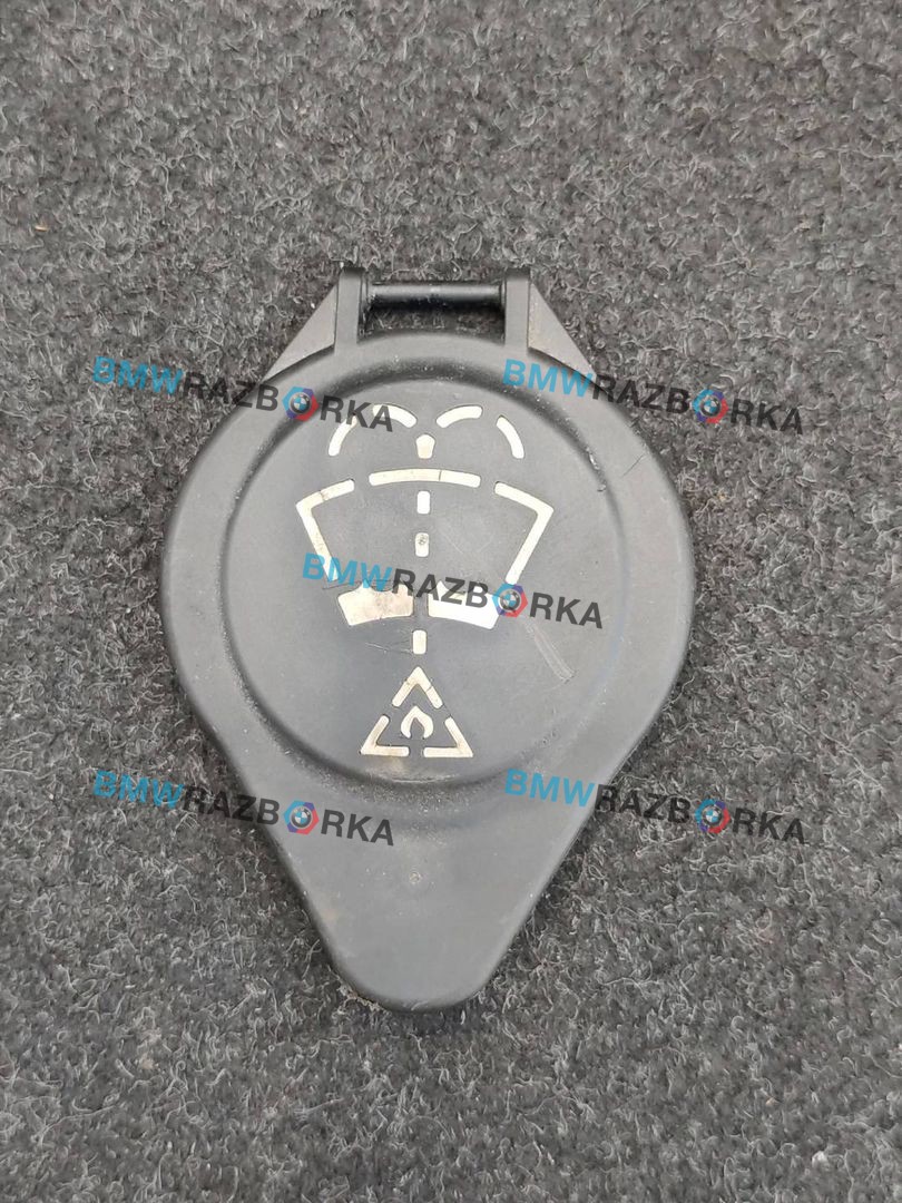 крышка бачка омывателя BMW 6 серия F12/F13 [рестайлинг] F06 2016, 4.0 л., дизель, АКПП, красный, седан, задний привод, правый руль, 7238068