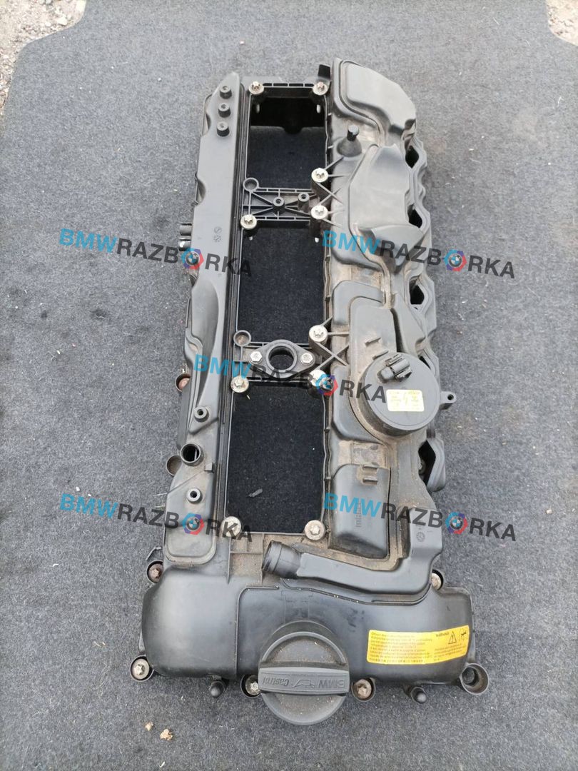 клапанная крышка BMW 5 серия F07/F10/F11 2011, 3.0 л., N55 B30 A, бензин, АКПП, седан, задний привод, 11127570292, 7570292