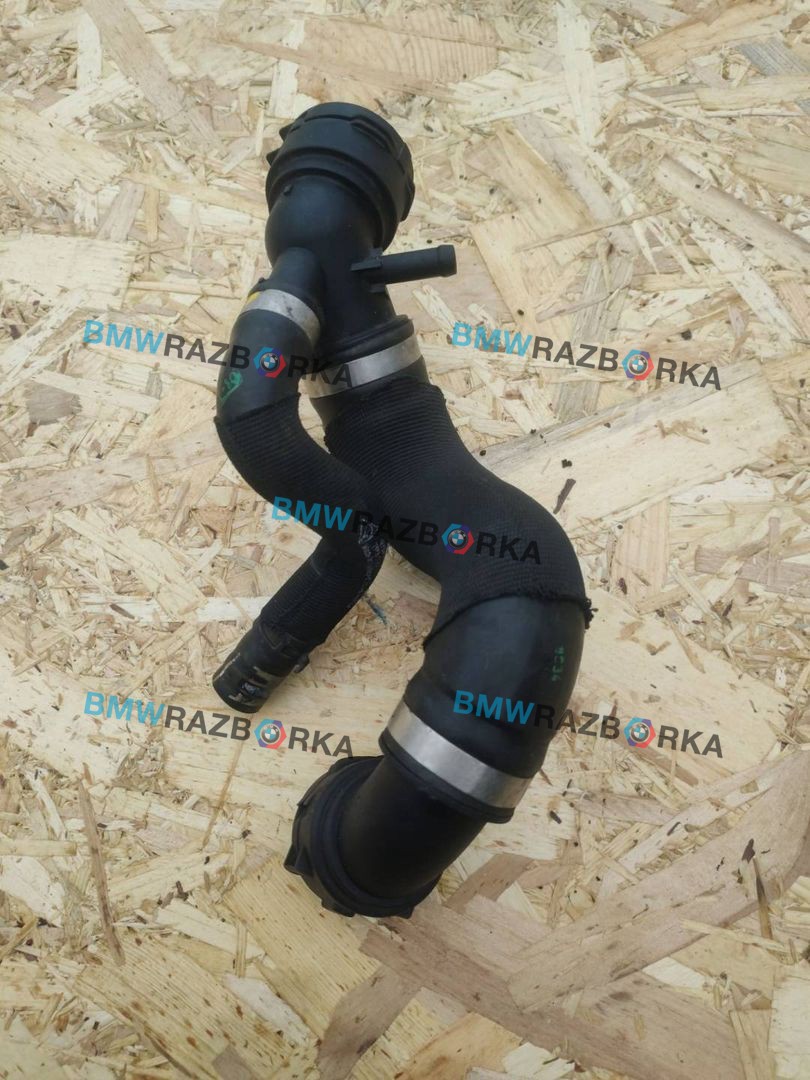 патрубок радиатора Porsche Cayenne 958 [рестайлинг] 958 2016, 3.0 л., гибрид, АКПП, внедорожник 5 дв., полный привод, 7P5122291B, 7P5122101P, 4H0122291F