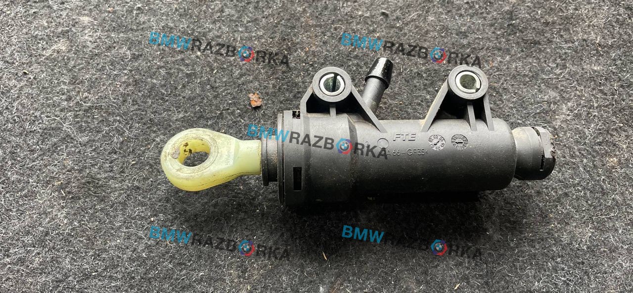 цилиндр сцепления главный BMW 3 серия E90/E91/E92/E93 [рестайлинг] E92 2008, 3.0 л., D, M57 D30 (306D3), дизель, МКПП, черный, купе, задний привод, правый руль