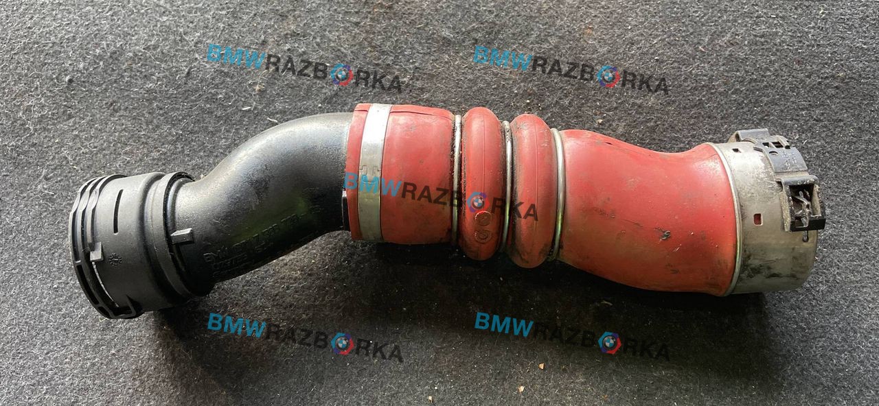 патрубок интеркулера BMW 7 серия F01/F02 [рестайлинг] 2015, 3.5 л., бензин, АКПП, седан, 7583728