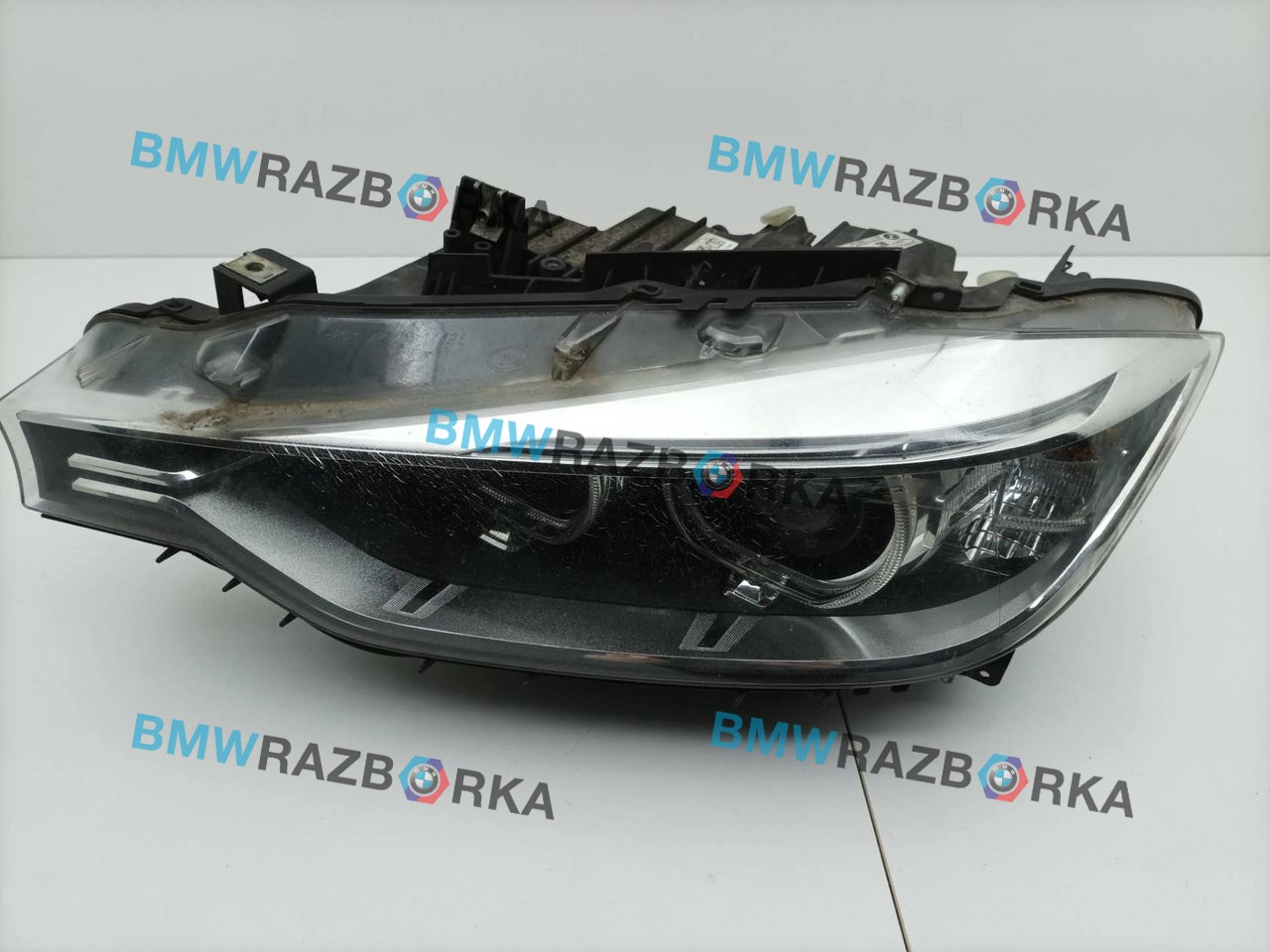 фара левая BMW 3 серия F30/F31/F34 F30 2012, 2.0 л., N20 B20 A, бензин, АКПП, черный, седан, задний привод, правый руль, 7259547