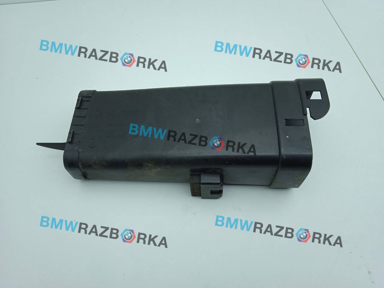 патрубок воздушного фильтра BMW 3 серия F30/F31 [рестайлинг] F30 2016, 1.5 л., i, B38 B15 A, бензин, МКПП, а300, седан, задний привод, правый руль, 13717602650