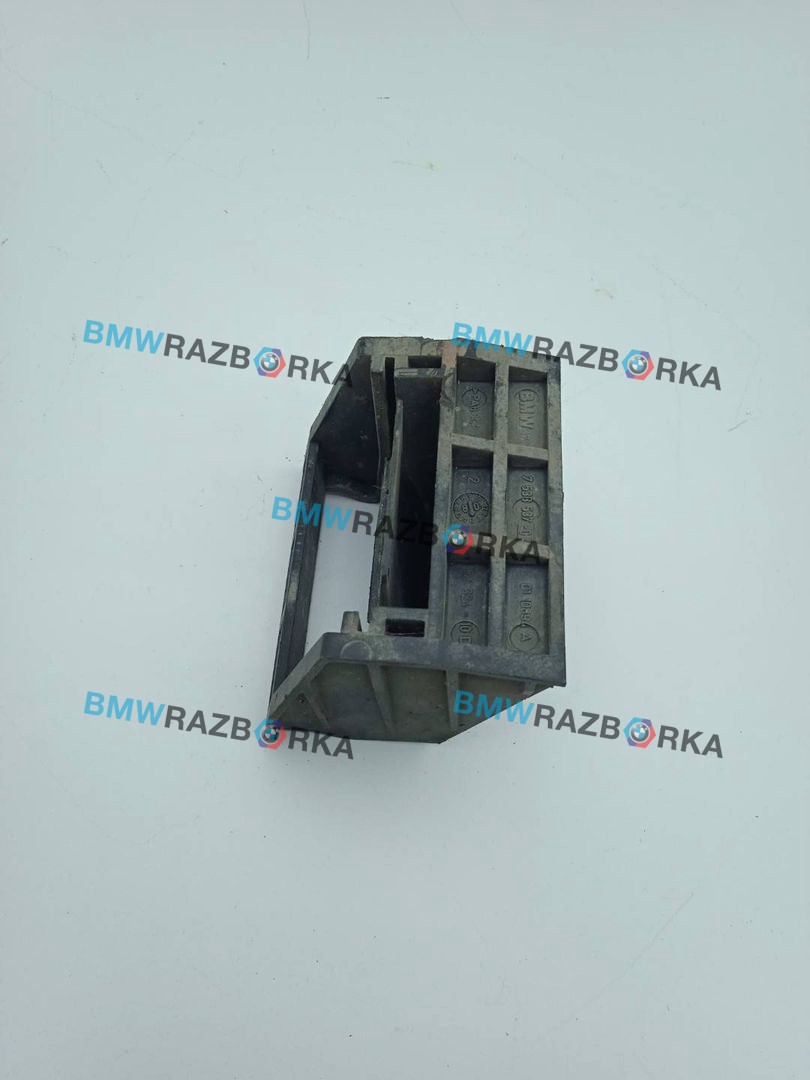 кронштейн радиатора BMW X5 E70 2008, 3.5 л., D, M57D30 (306D5), дизель, АКПП, 475, внедорожник 5 дв., полный привод, правый руль, 7533537