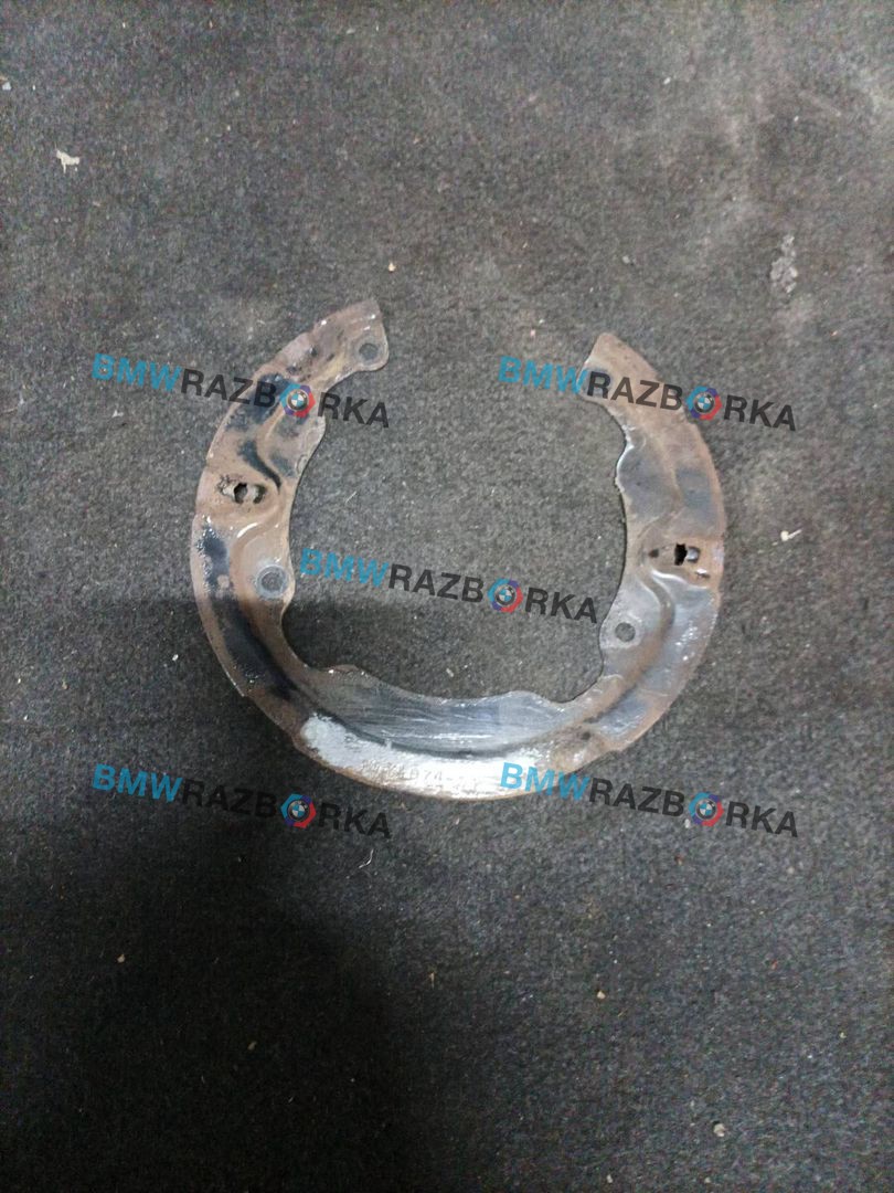 защитный кожух тормозного механизма BMW X5 E70 2008, 3.5 л., D, M57D30 (306D5), дизель, АКПП, 475, внедорожник 5 дв., полный привод, правый руль, 6771974