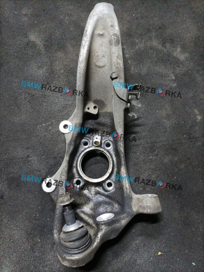 кулак поворотный левый BMW 5 серия G30/G31 G31 2017, 3.0 л., B57 D30 A, дизель, АКПП, универсал, полный привод, 31206884385, 6884385