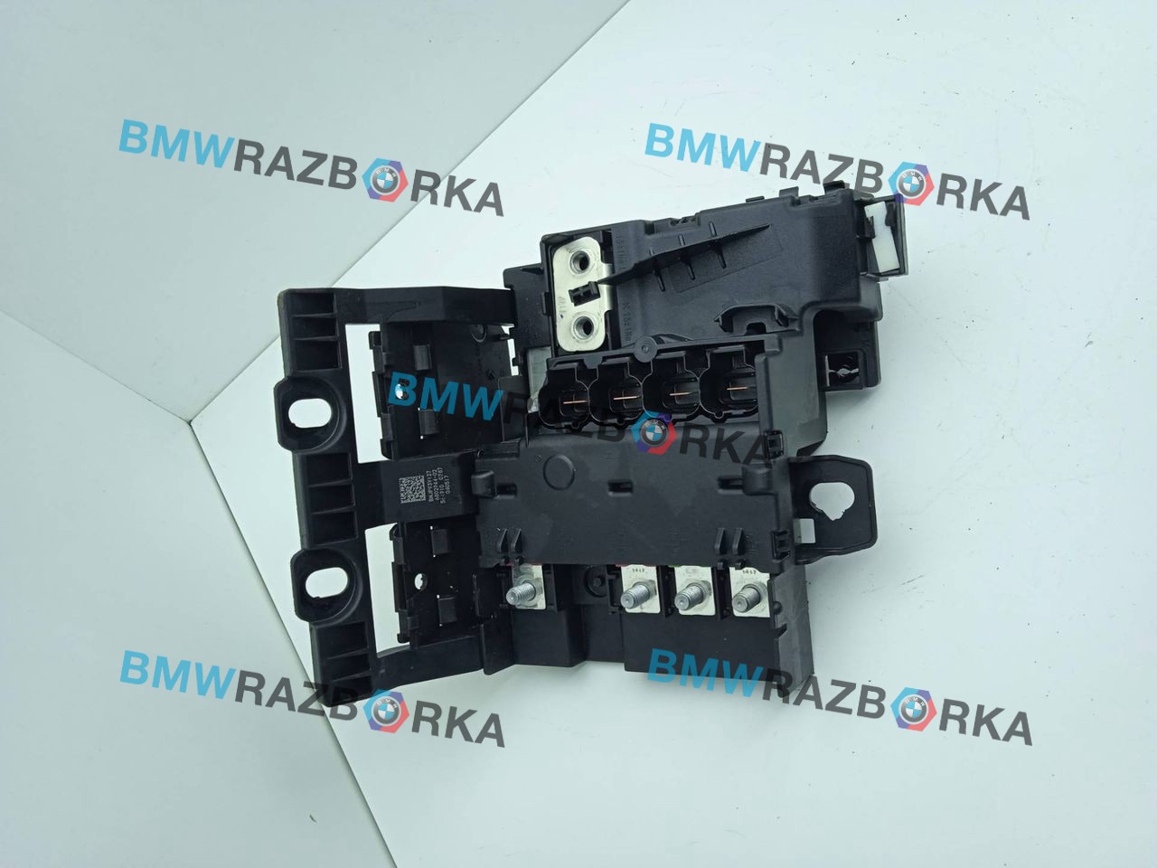 распределитель тока BMW 5 серия G30/G31 G31 2017, 3.0 л., B57 D30 A, дизель, АКПП, универсал, полный привод, 6802944