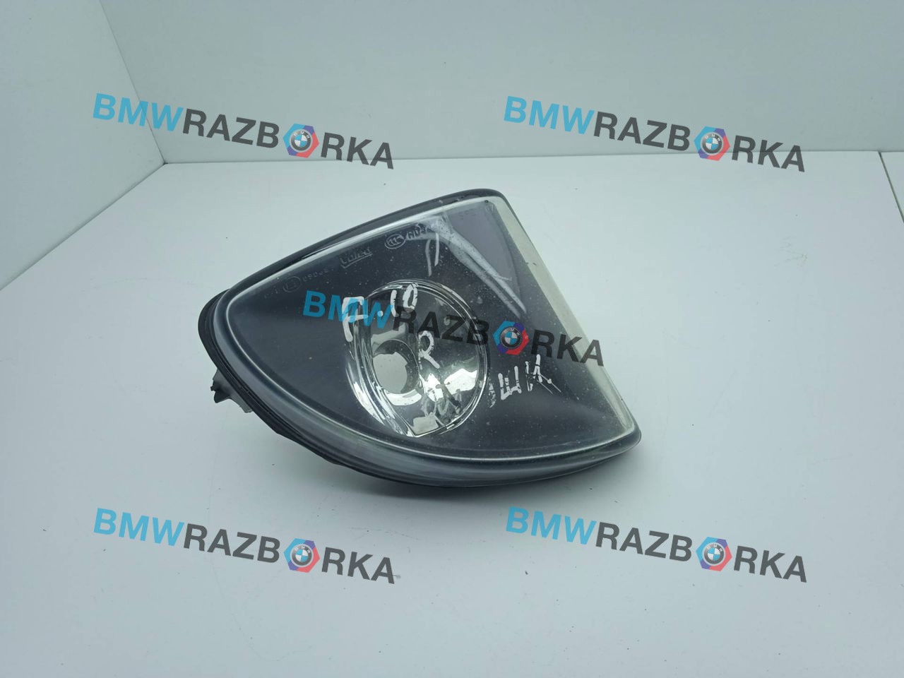 фара противотуманная правая BMW 5 серия F07/F10/F11 2011, 3.0 л., i, бензин, АКПП, седан, полный привод, 63177216888