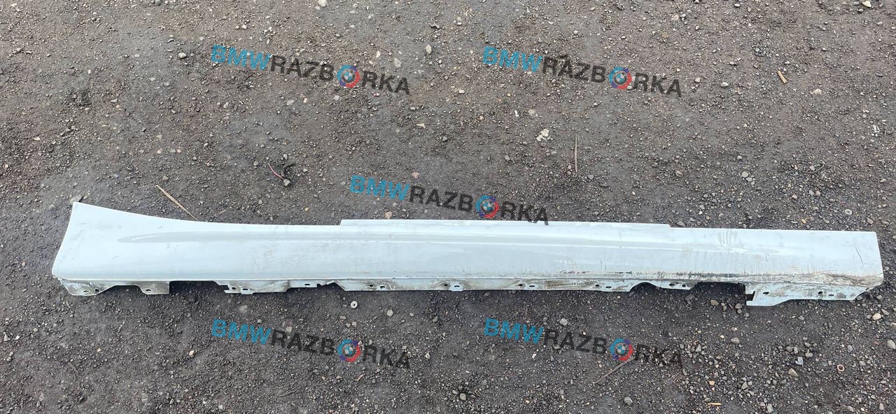 накладка на порог BMW 1 серия F20/F21 [2-й рестайлинг] F20 2019, 3.0 л., i, B58 B30 A, бензин, АКПП, купе, задний привод, правый руль, 8051948