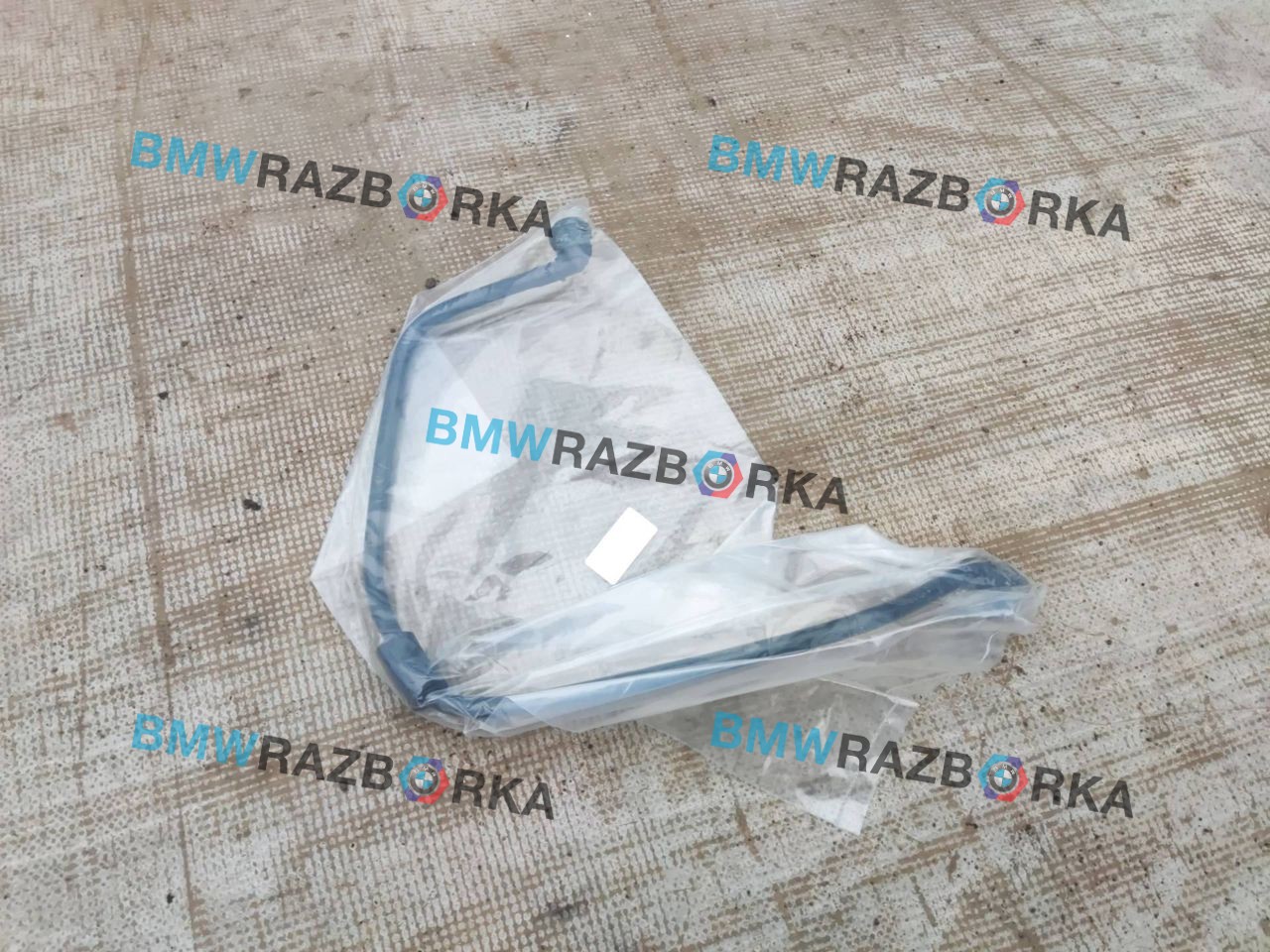 патрубок расширительного бачка BMW 3 серия F30/F31 [рестайлинг] 2018, 2.0 л., i, B48 B20 A, бензин, АКПП, хетчбэк 5 дв., задний привод, 8740118, 17128740118