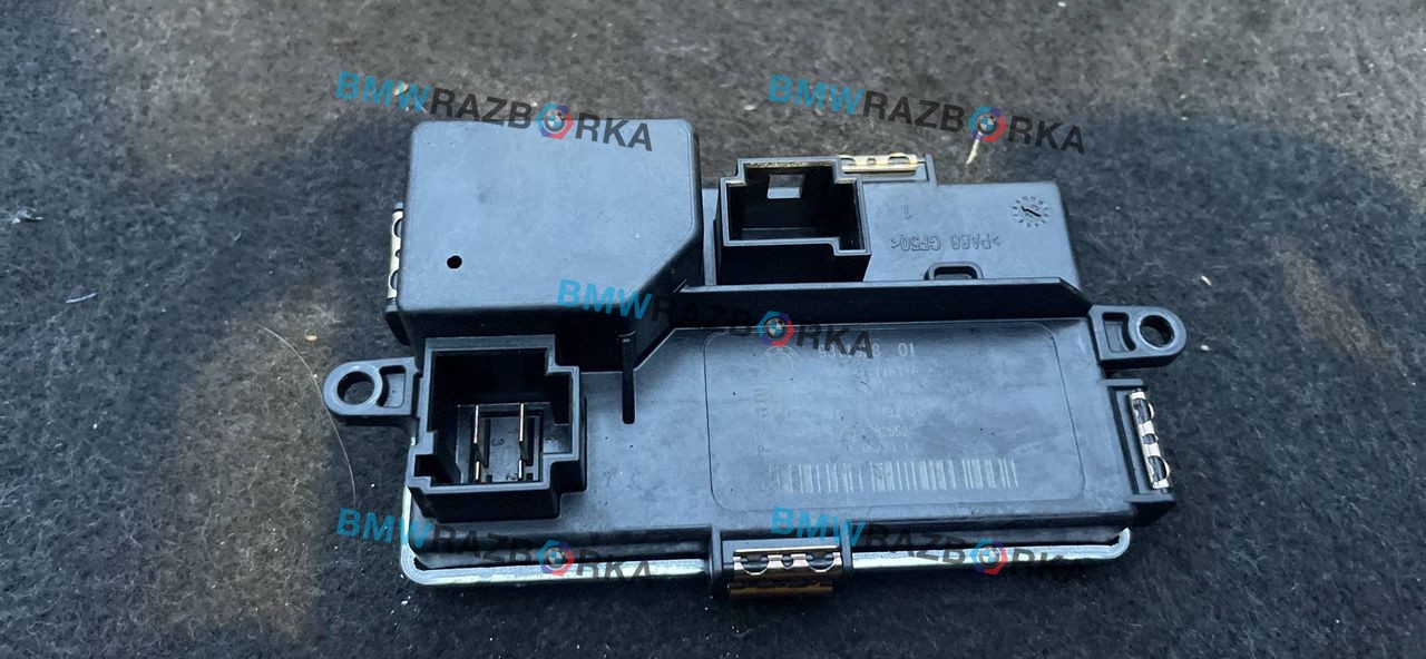сопротивление печки BMW 5 серия F10/F11 [рестайлинг] 2013, 2.0 л., дизель, АКПП, хетчбэк 5 дв., правый руль, 9311938
