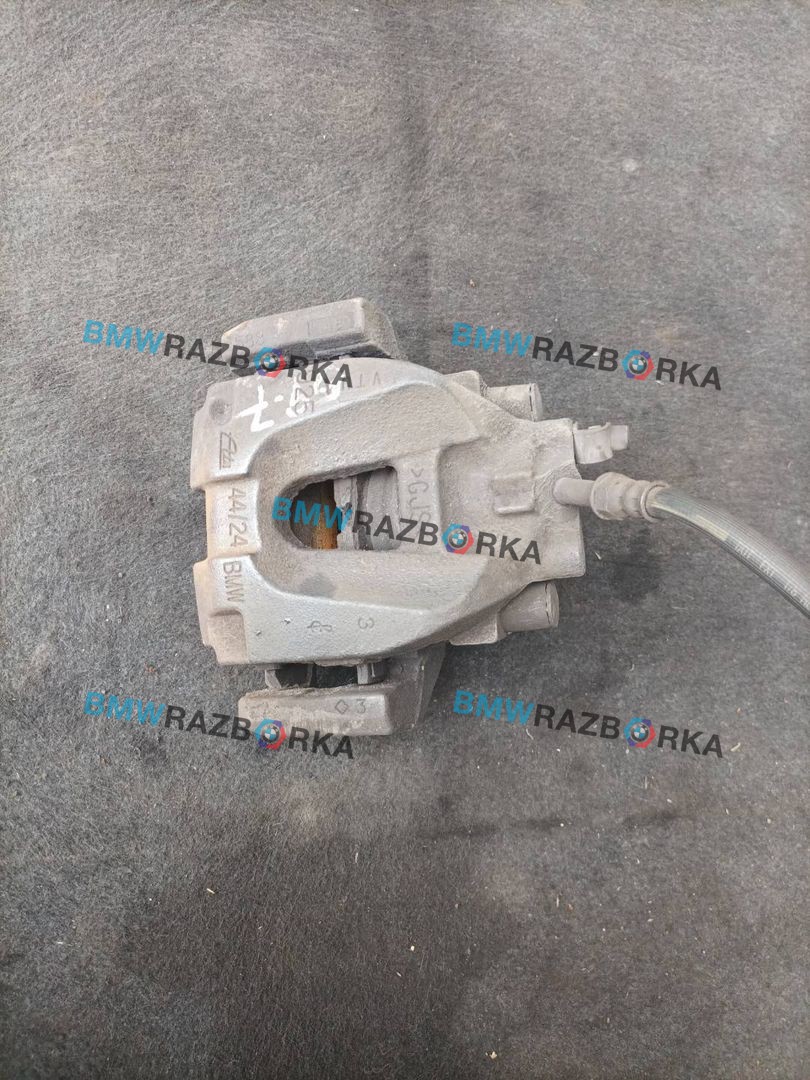 суппорт задний левый BMW 5 серия F07/F10/F11 2011, 3.0 л., N57 D30 A, дизель, АКПП, хетчбэк 5 дв., задний привод, правый руль