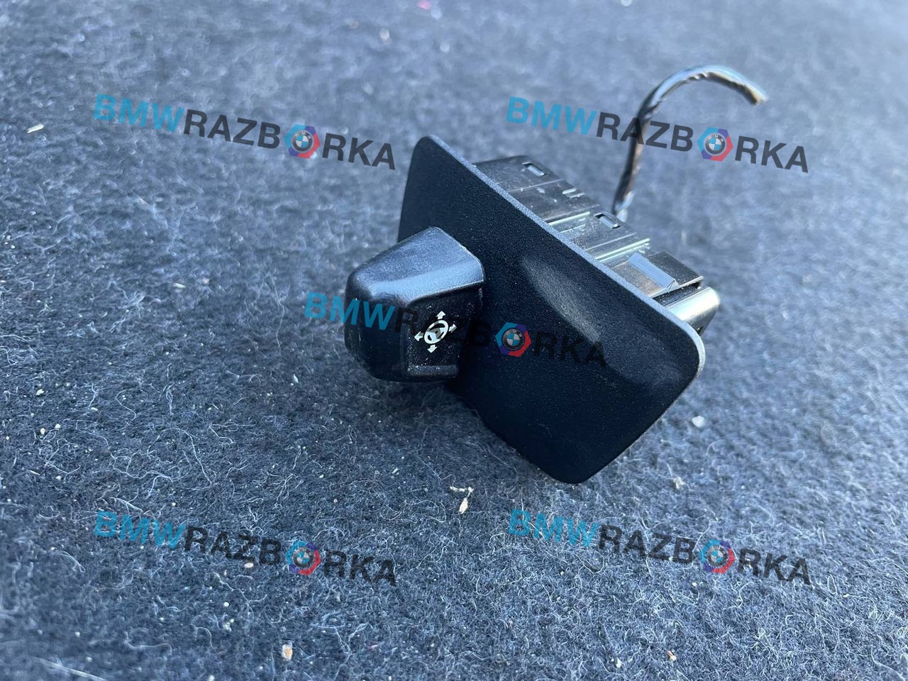 Джойстик регулировки рулевой колонки BMW X5 F15 2016, 3.0 л., N57 D30 A, дизель, АКПП, a52, внедорожник 5 дв., полный привод, правый руль, 9267366