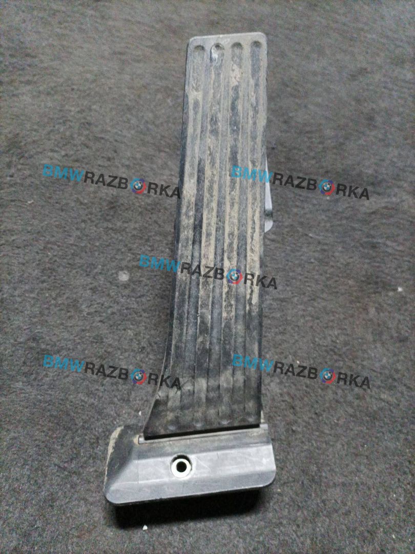 педаль BMW X5 F15 2016, 3.0 л., N57 D30 A, дизель, АКПП, a52, внедорожник 5 дв., полный привод, правый руль, 6853175