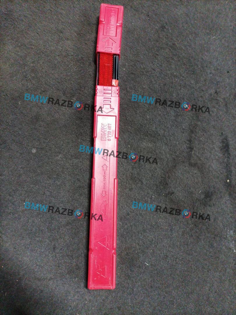 знак аварийной остановки BMW 5 серия F07/F10/F11 2011, 3.0 л., N57 D30 A, дизель, АКПП, хетчбэк 5 дв., задний привод, правый руль, 6770487