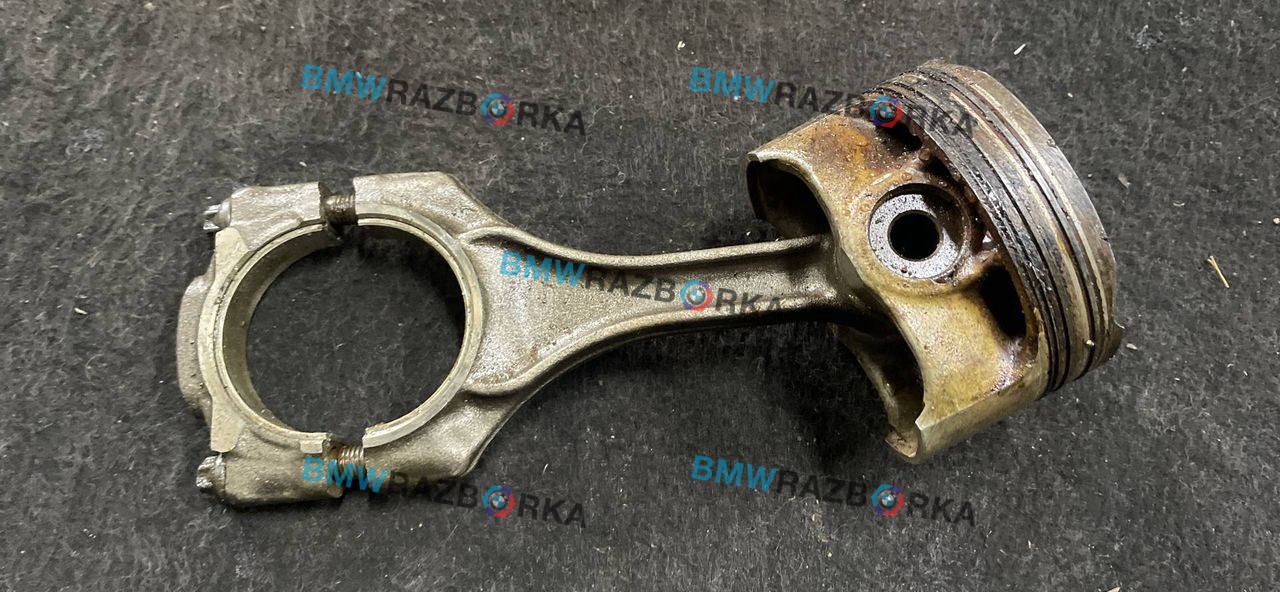 поршень BMW 5 серия F07/F10/F11 2010, 4.4 л., бензин, АКПП, хетчбэк 5 дв.