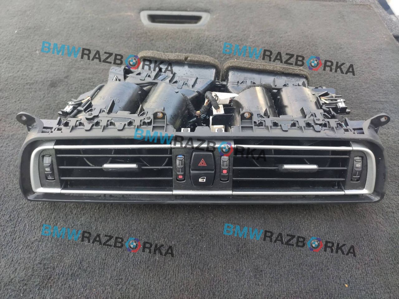 дефлектор обдува салона BMW 7 серия F01/F02 F01 2009, 4.0 л., дизель, АКПП, imperial-blau brillant metallic, седан, задний привод, правый руль, 9115860