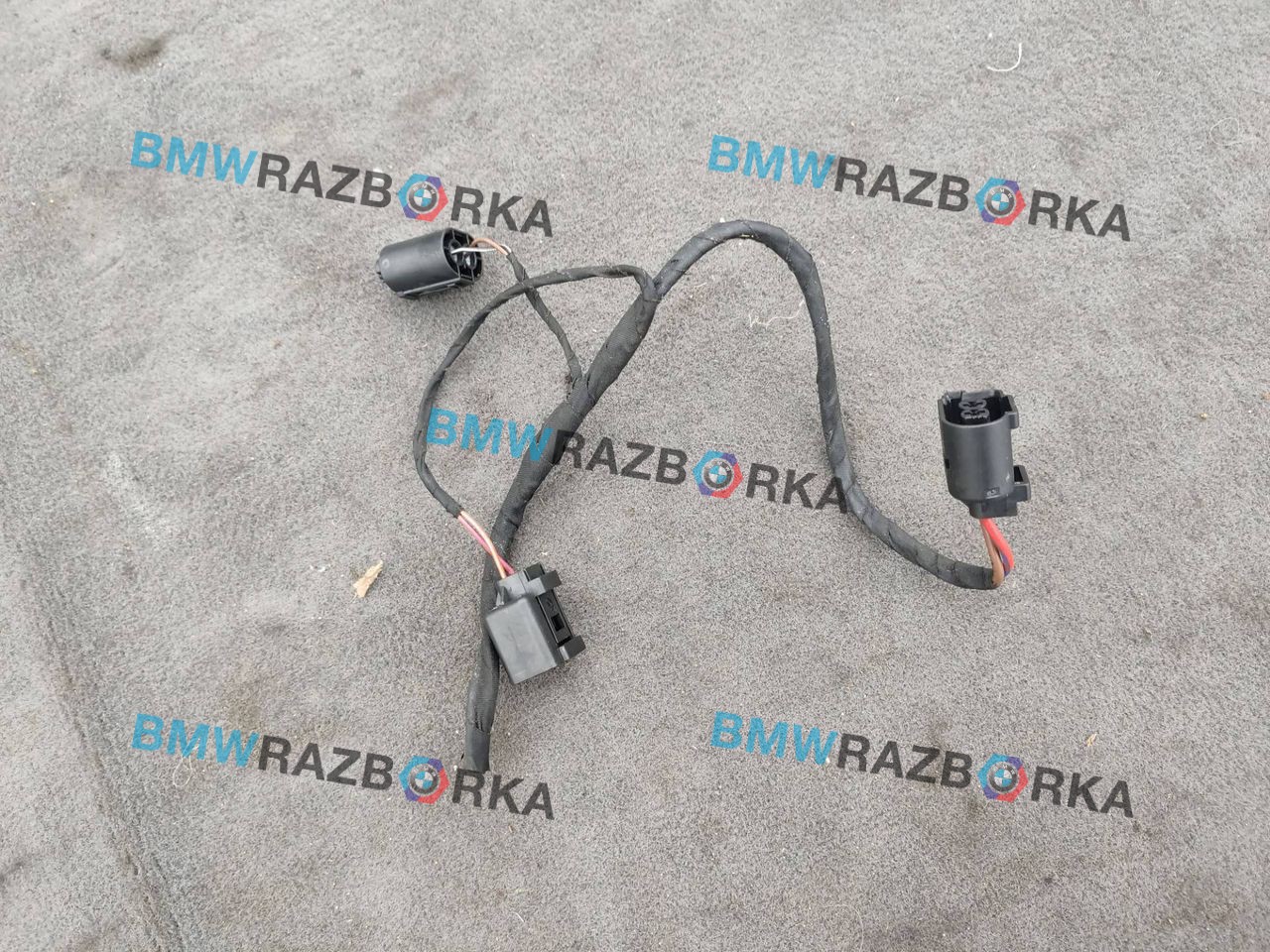 разъем (фишка) проводки BMW 1 серия F20/F21 [2-й рестайлинг] F20 2019, 3.0 л., i, B58 B30 A, бензин, АКПП, купе, задний привод, правый руль, 8373328