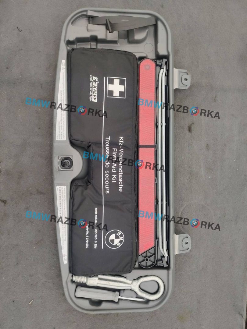 ящик под инструменты BMW 7 серия F01/F02 F01 2009, 4.0 л., дизель, АКПП, imperial-blau brillant metallic, седан, задний привод, правый руль