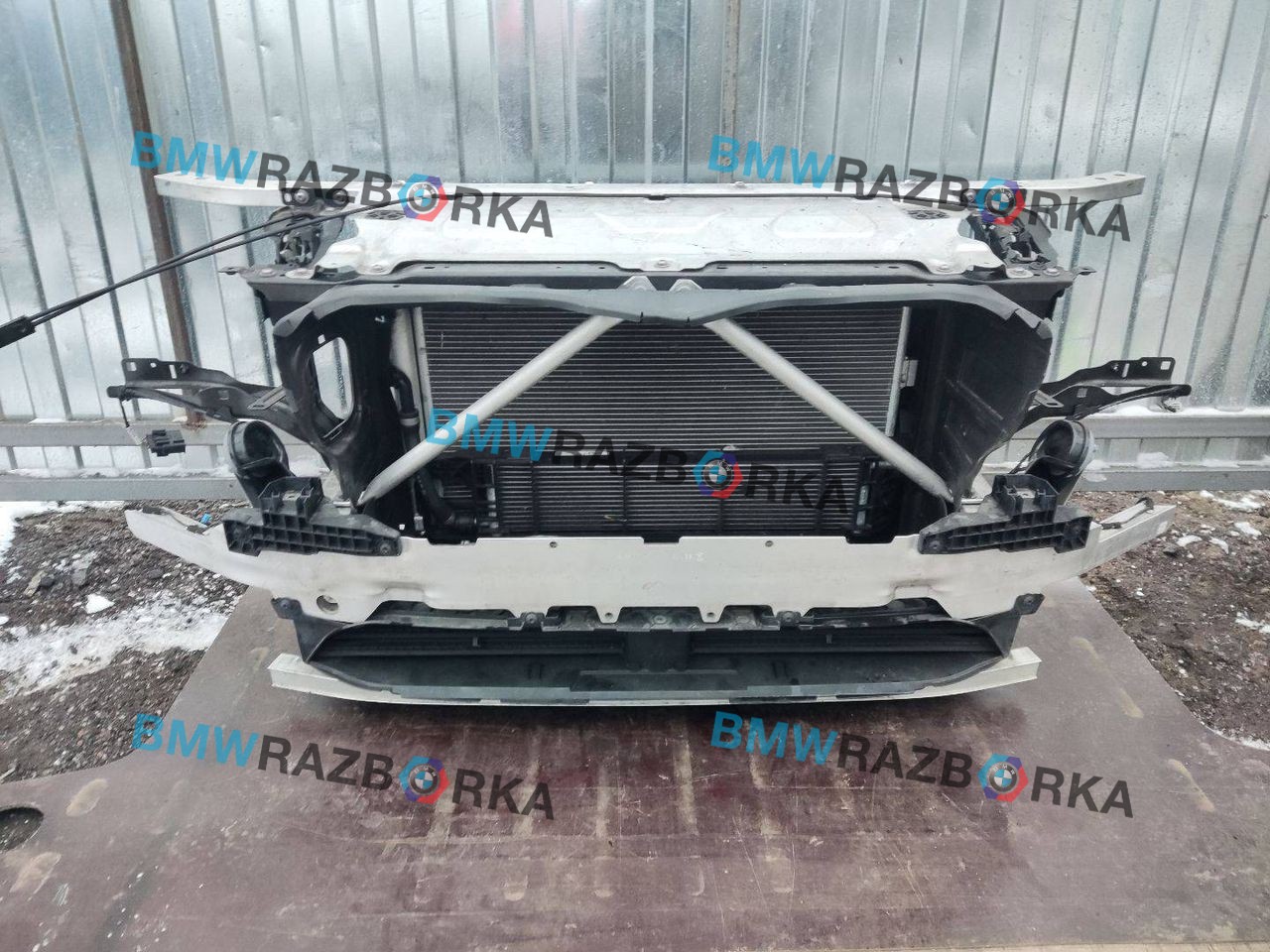 передняя панель крепления облицовки (телевизор) BMW X3 G01 2021, 2.0 л., B47 D20 B, дизель, АКПП, 475 black-sapphire metallic, внедорожник 5 дв., полный привод, правый руль