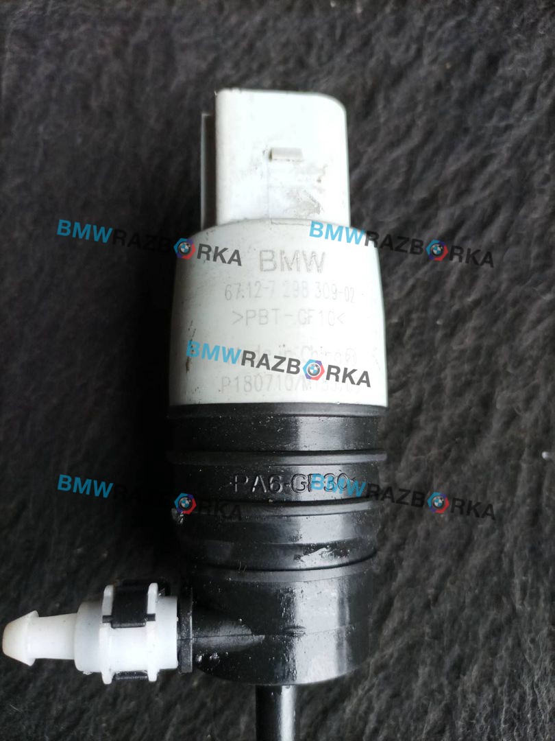 насос (моторчик) омывателя стекла BMW 5 серия G30/G31 G30 2019, 2.0 л., i, B48 B20 A, бензин, АКПП, a90, седан, задний привод, правый руль, 7298309, 67127298309